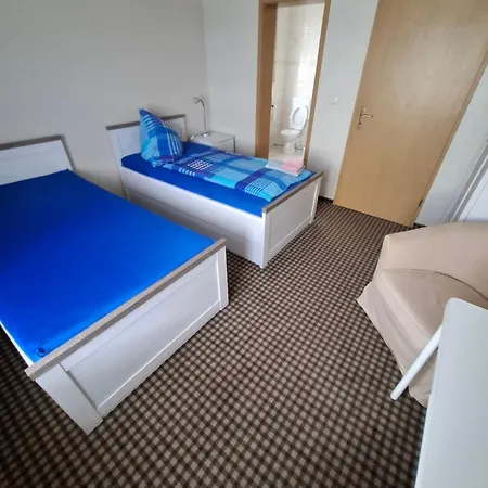 Zum Roemer Guest house Tonna